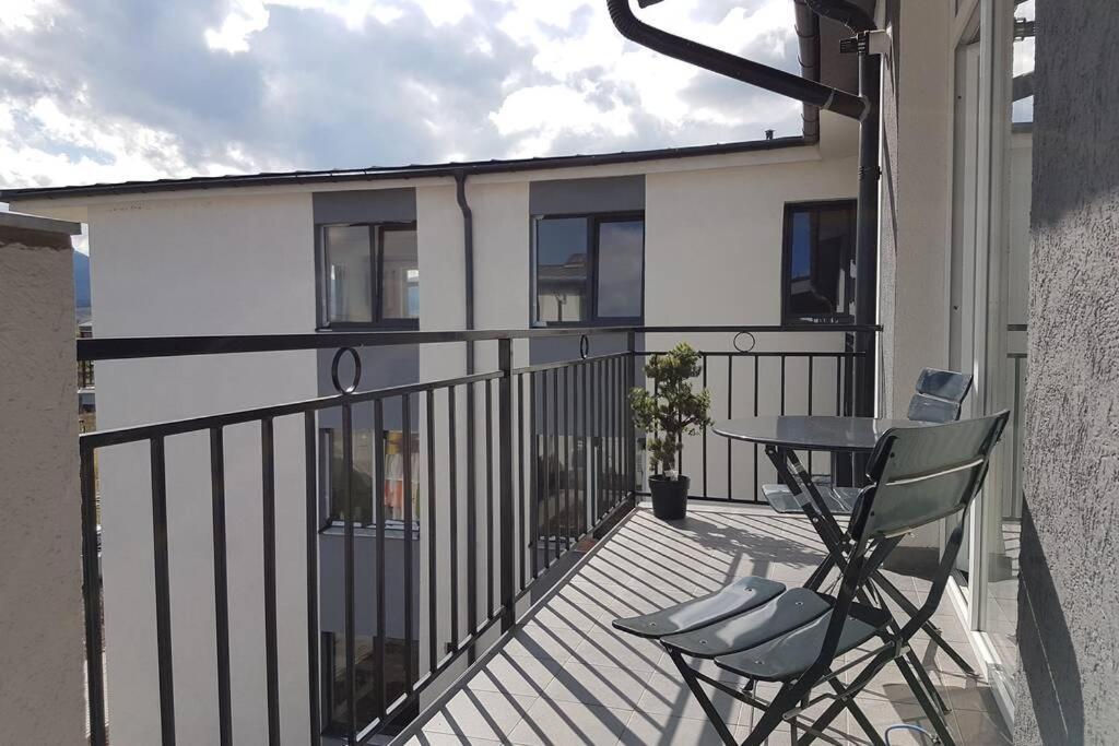 Living Home, Apartament Cu Doua Dormitoare Si Doua Bai Cisnădie Екстериор снимка